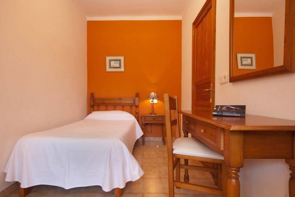 Pinos Altos Apartments Cala de Sant Vicenc Dış mekan fotoğraf