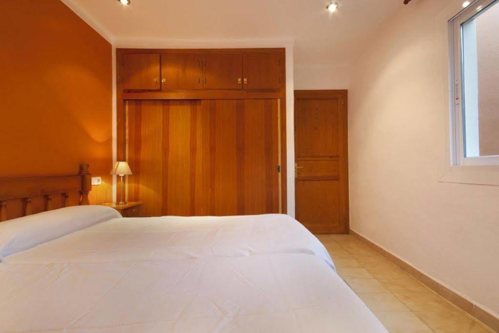 Pinos Altos Apartments Cala de Sant Vicenc Dış mekan fotoğraf